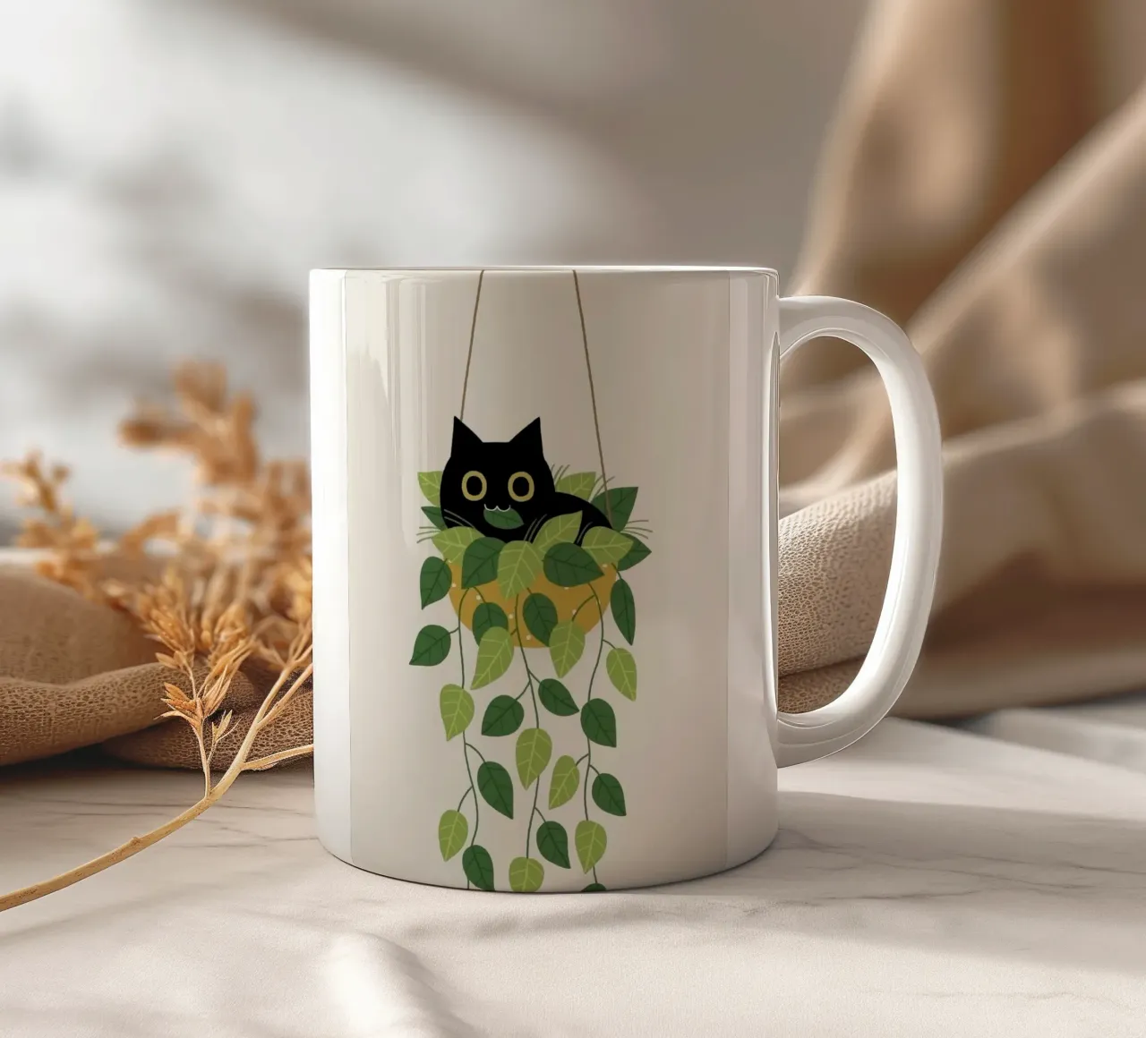 black cat lie on vase tazza in ceramica da Fesi