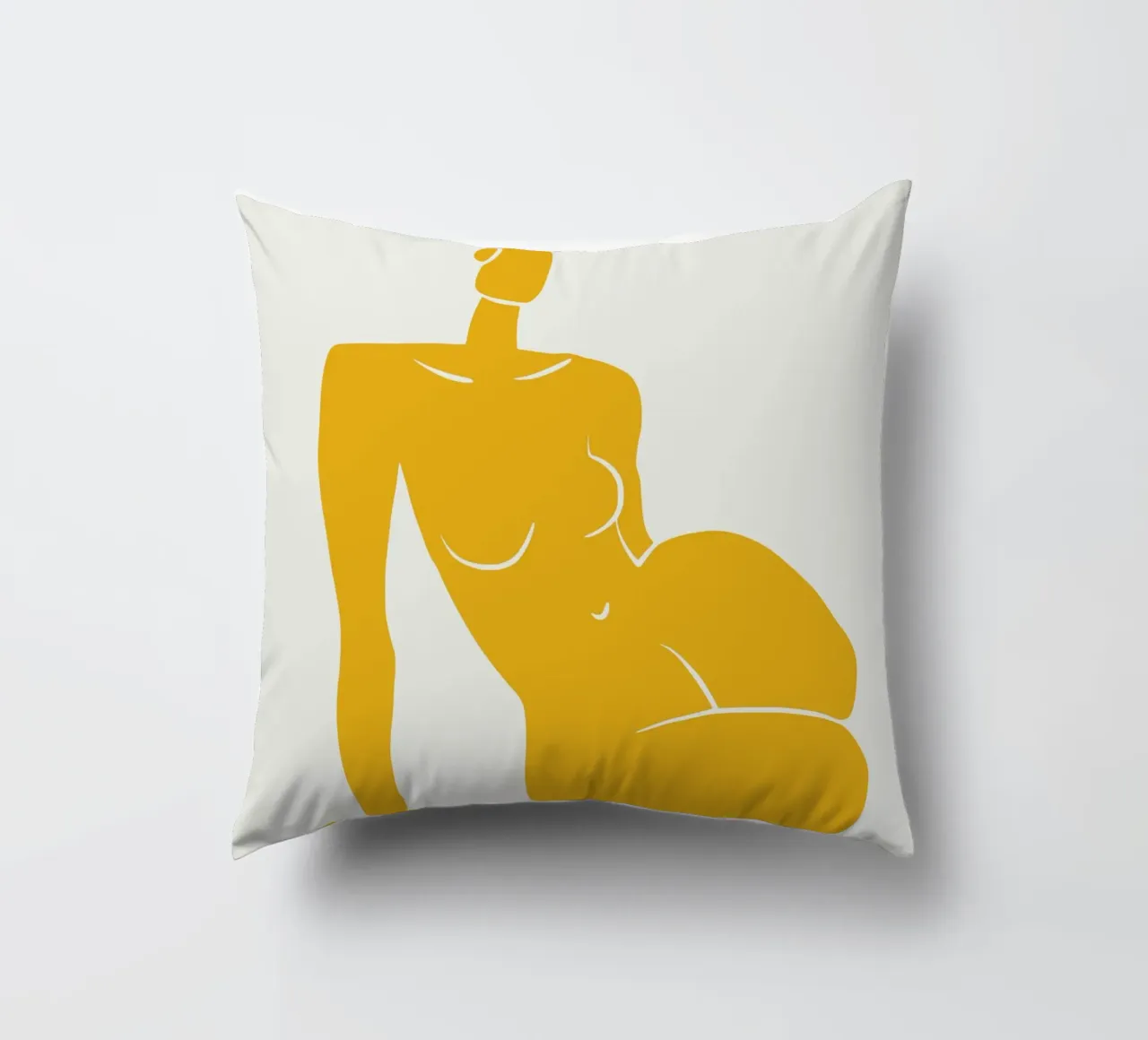 Seduta nuda in giallo x cuscino da Little Dean