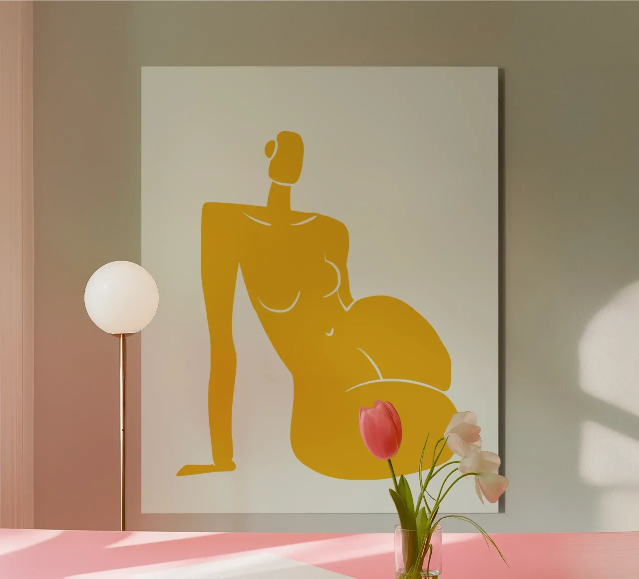 Seduta nuda in giallo x alluminio dibond da Little Dean
