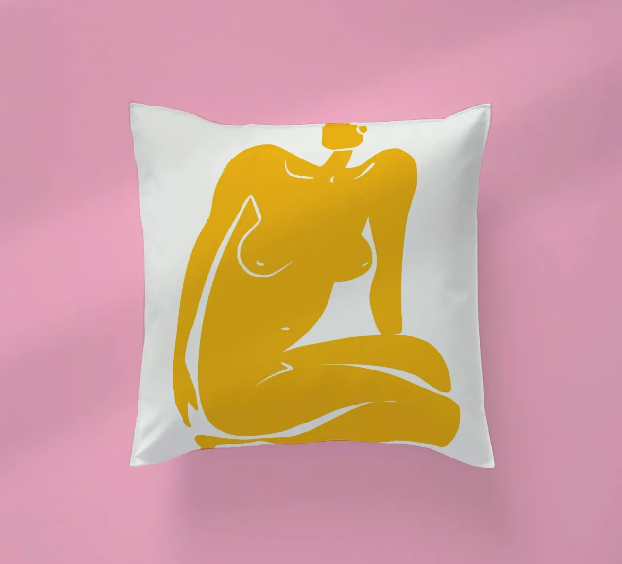 Nudo seduto in giallo x plus cuscino da Little Dean