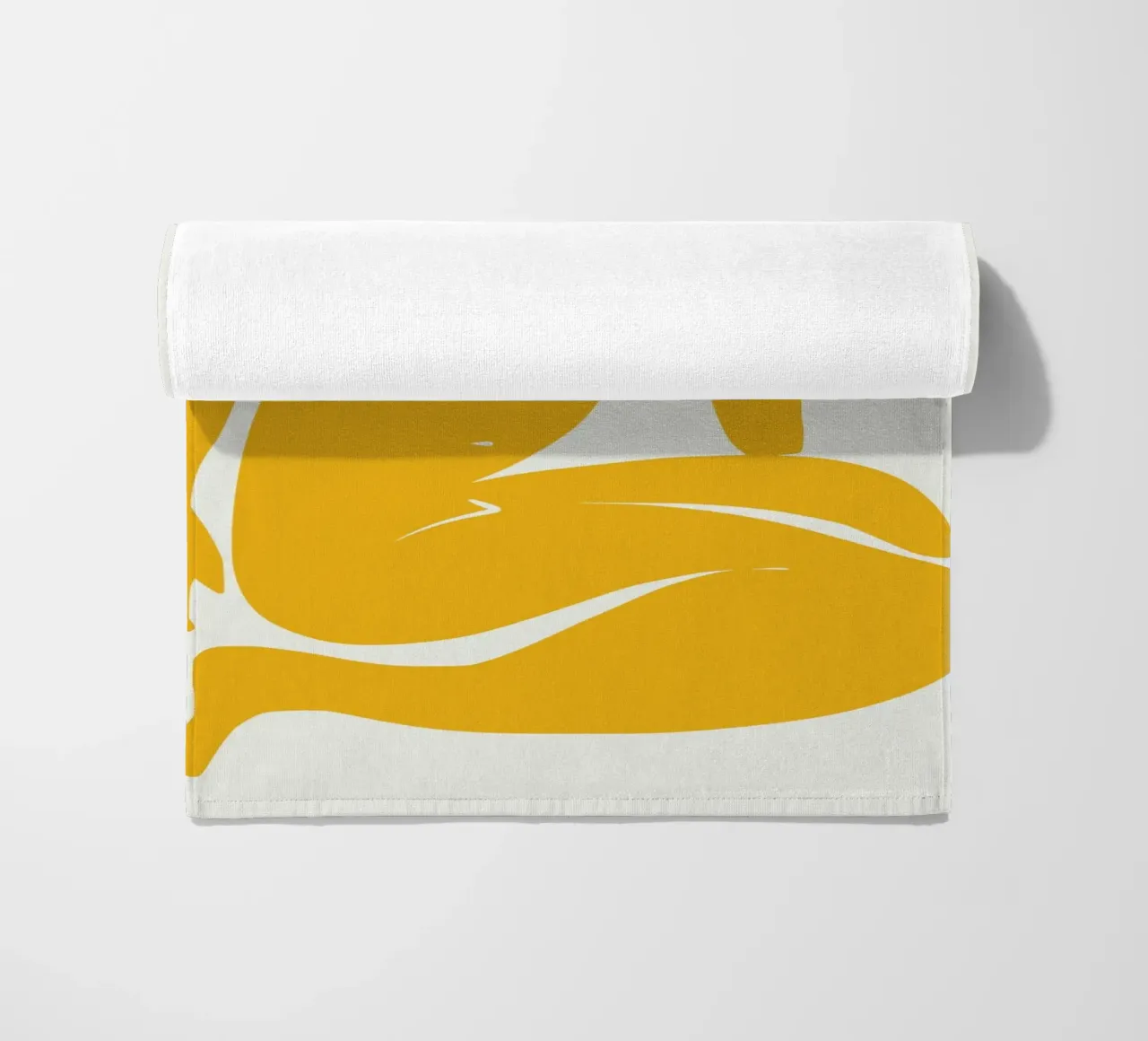 Nudo seduto in giallo x plus telo mare da Little Dean