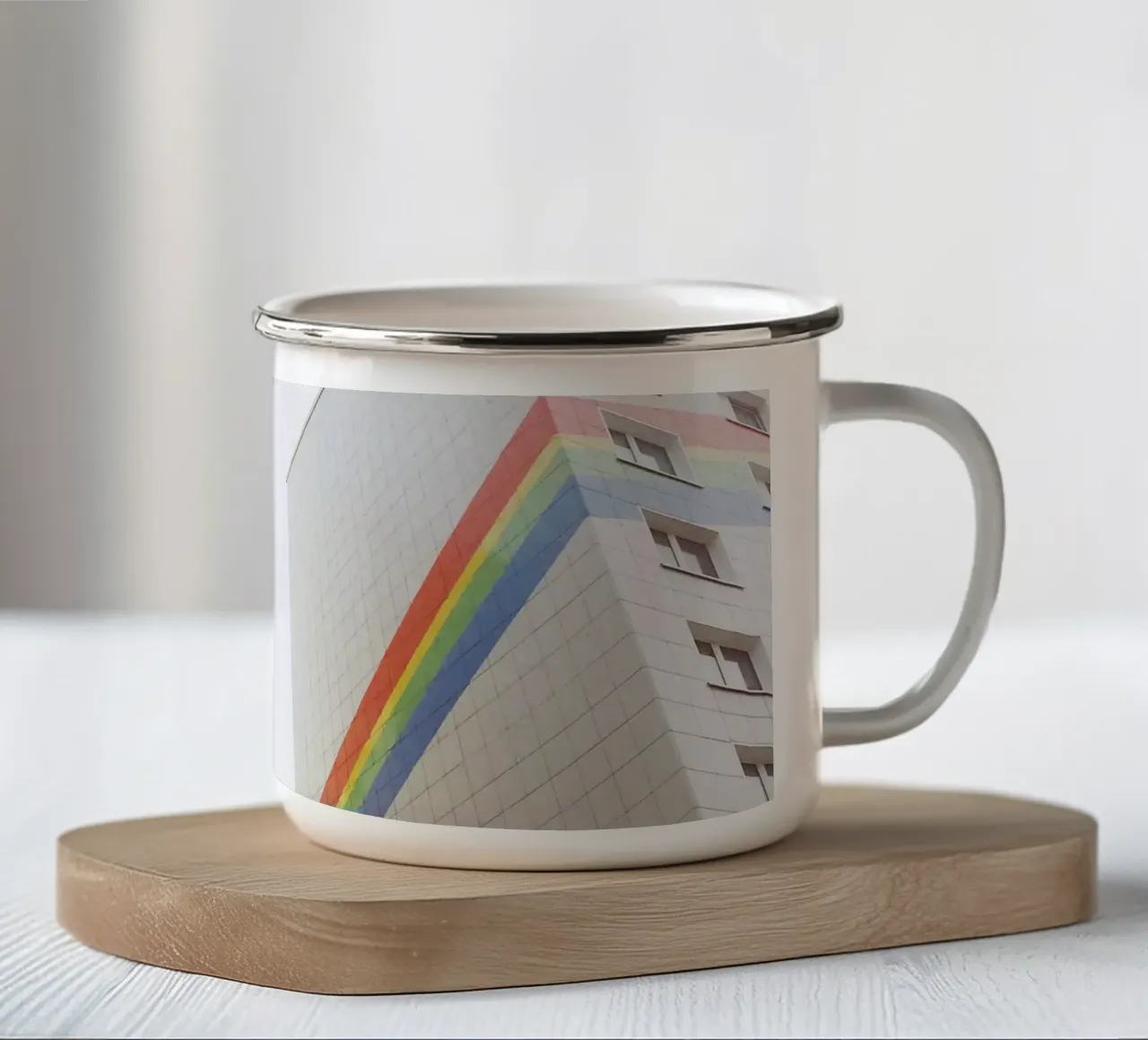 Arcobaleno tazza in smalto da Cassia Beck Photography