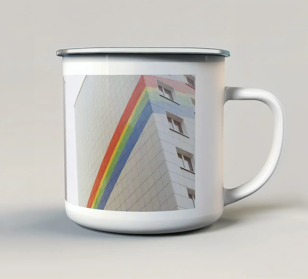 Arcobaleno tazza in smalto da Cassia Beck Photography