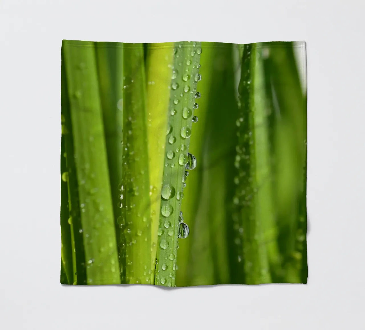 Wassertropfen Fleecedecke von Atteloi