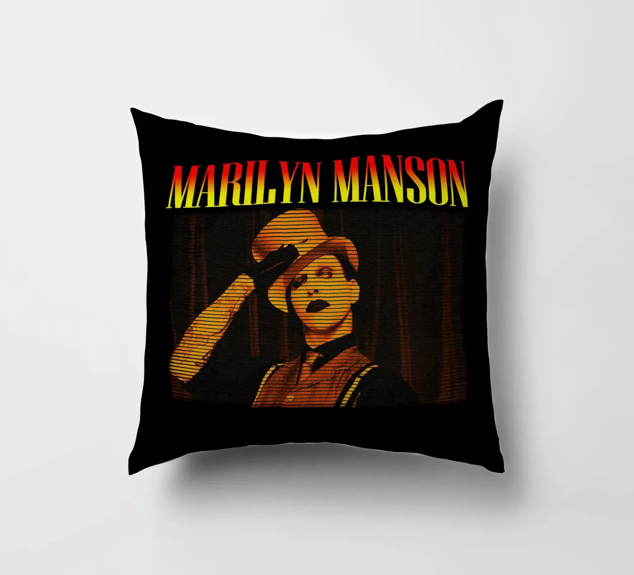 Marilyn Manson cantante classico cuscino da mannys_artt