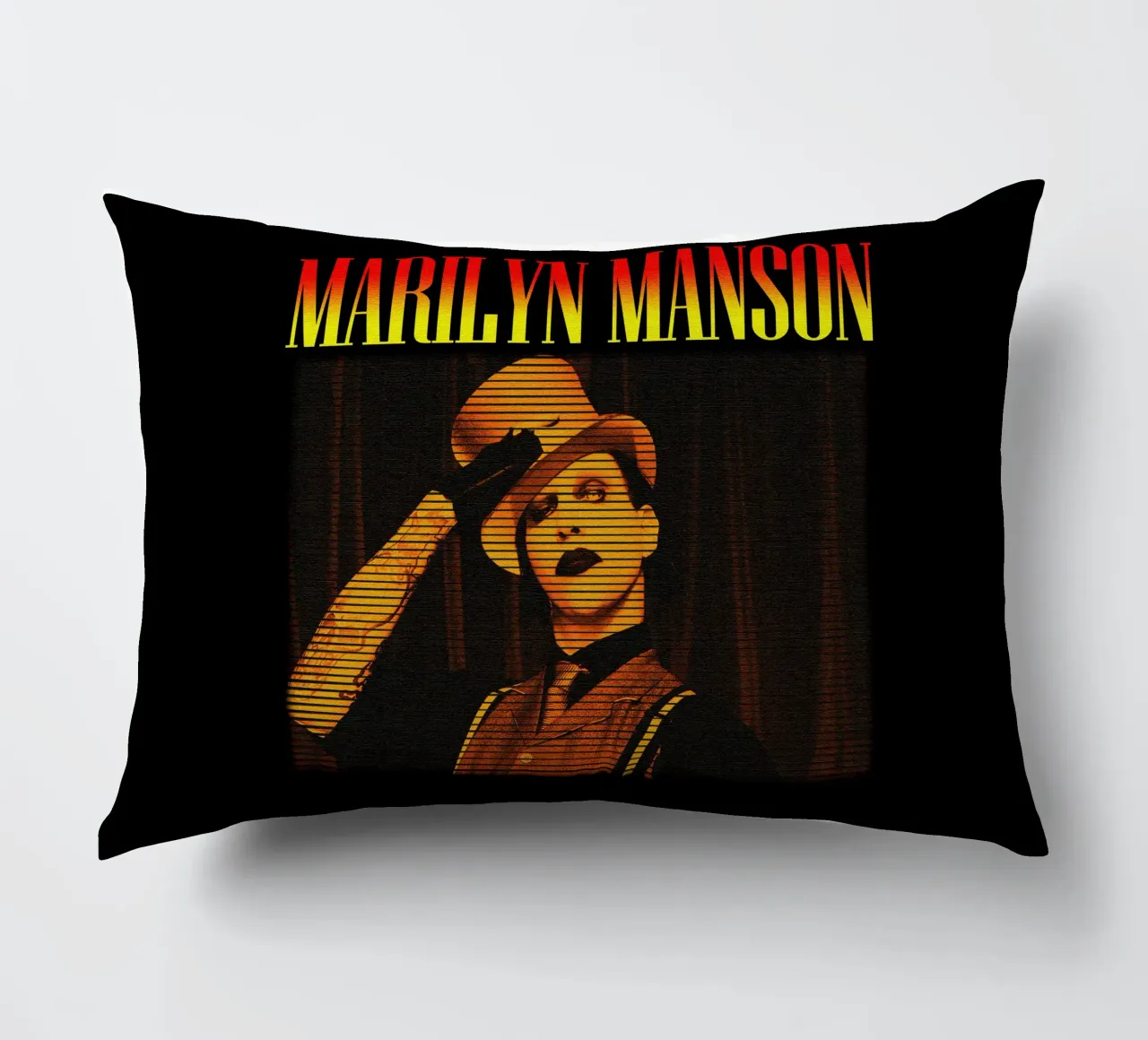 Marilyn Manson cantante classico cuscino da mannys_artt