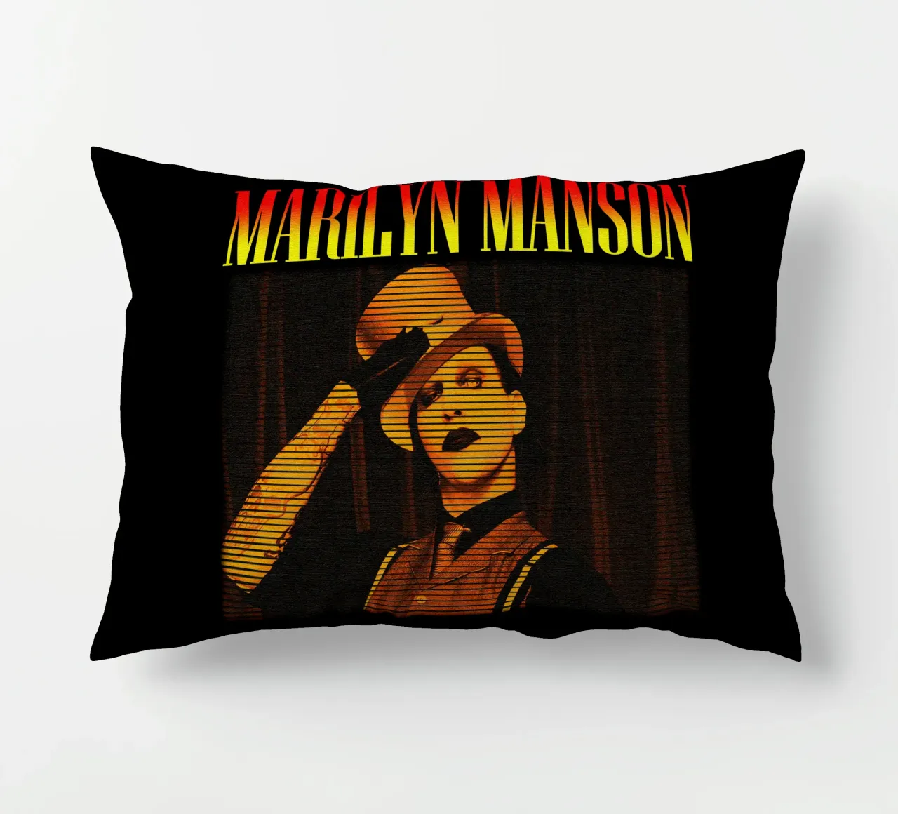 Marilyn Manson cantante classico cuscino da mannys_artt
