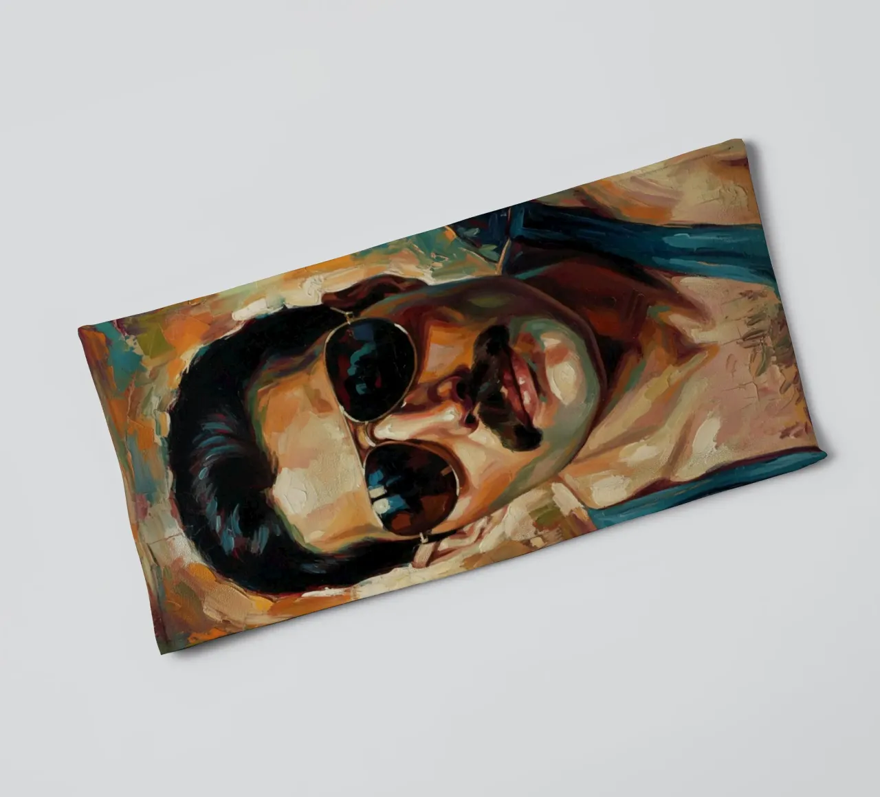 L'icona di Freddie Mercury asciugamano da bagno da Lembayung art