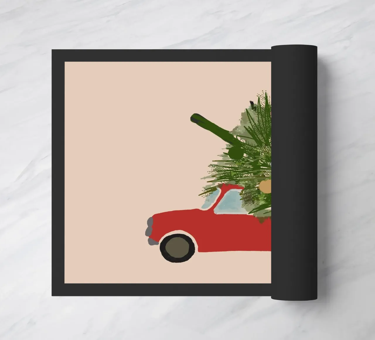 Rosso auto di Natale con albero di Natale sul tetto Beige zerbino da Winter Studio