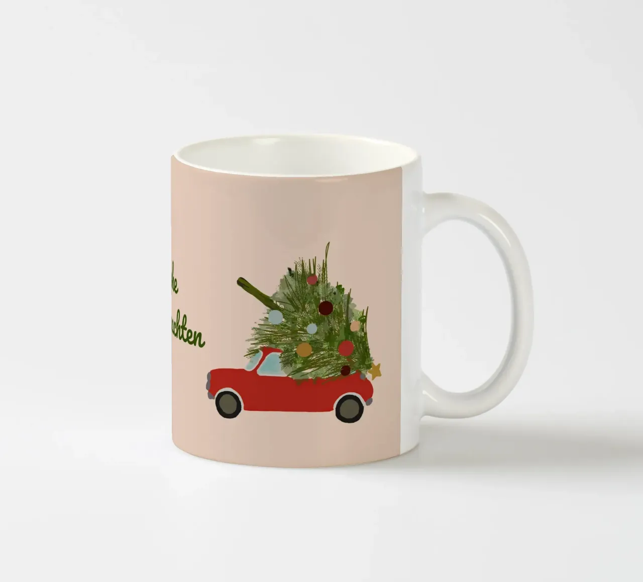 Rosso auto di Natale con albero di Natale sul tetto Beige tazza in ceramica da Winter Studio
