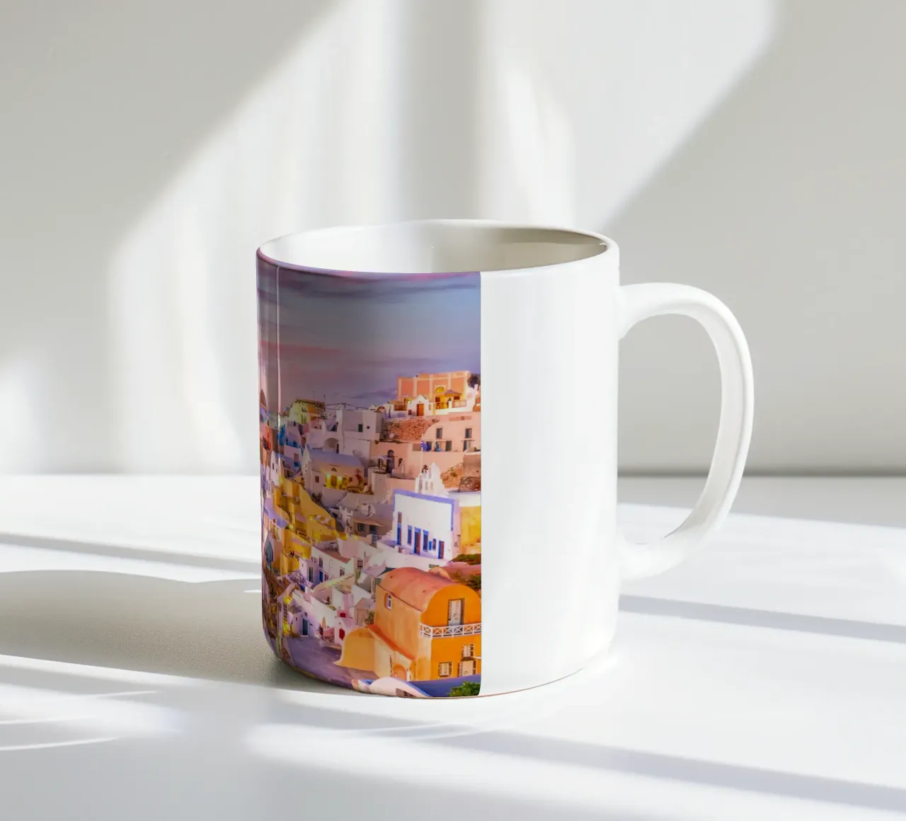 Santorini, Greece tazza in ceramica da Wanderlust Vibes