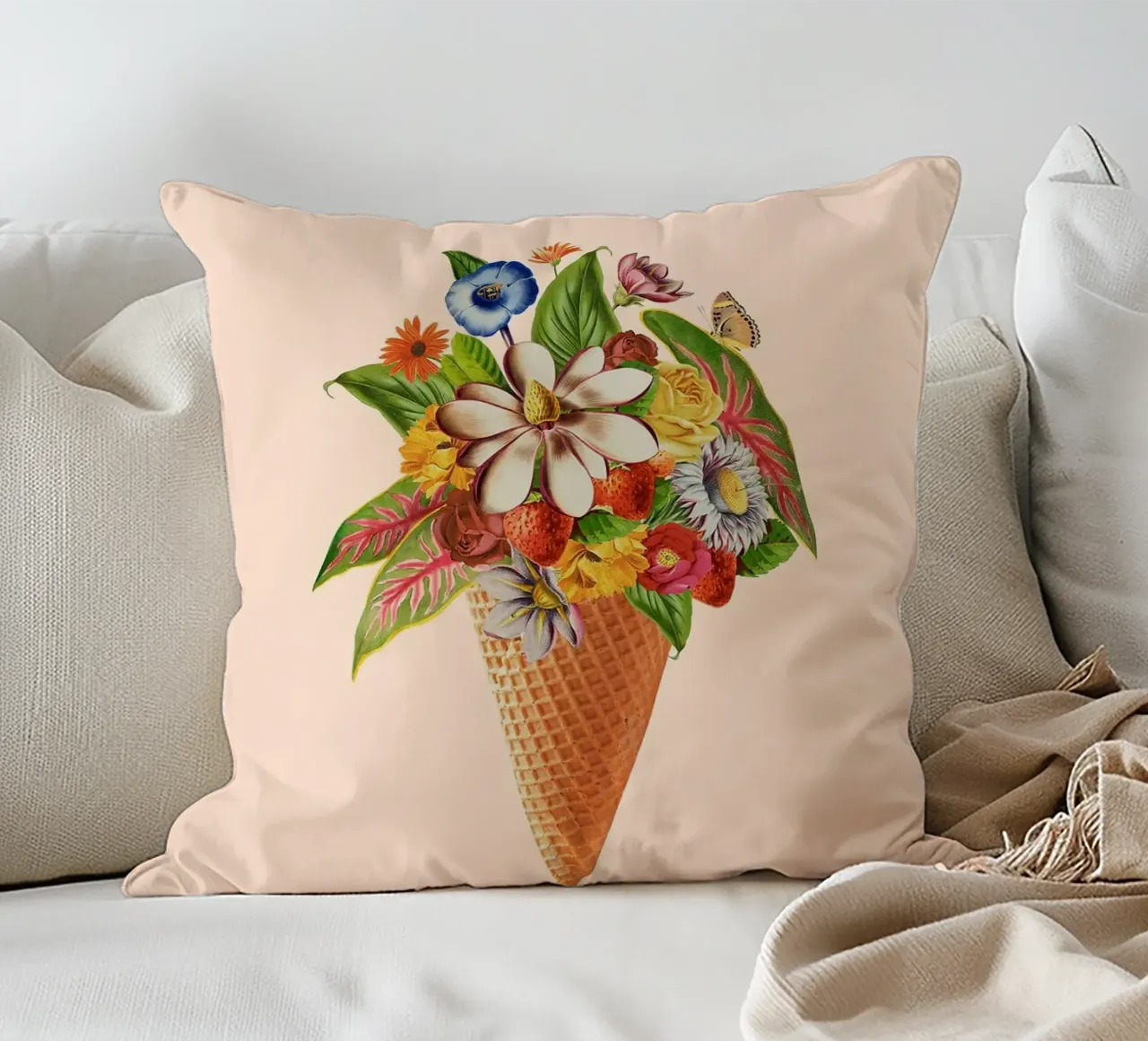 Gelato rosa botanico cuscino da Charlotte Gagnon