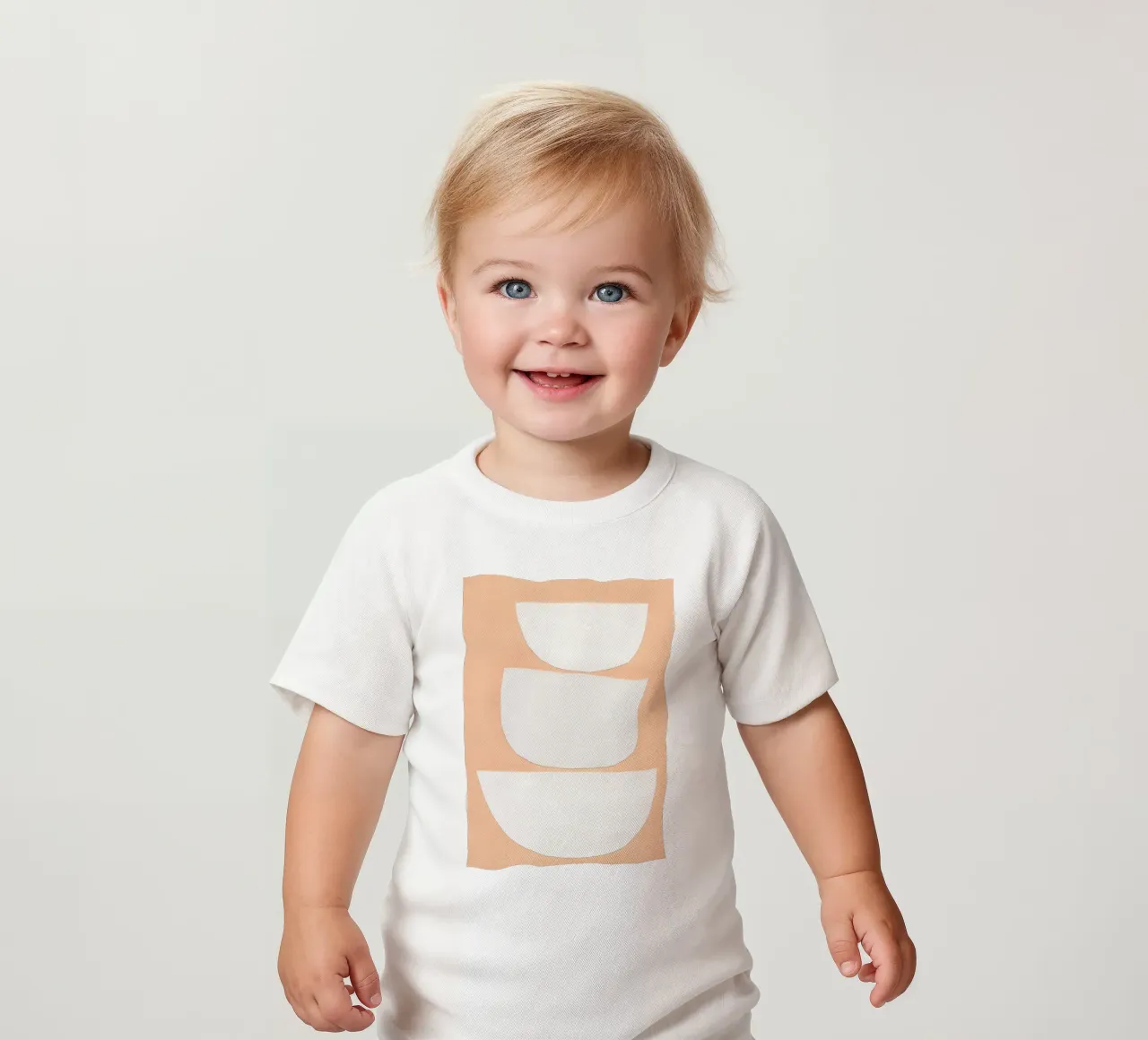 Forme tagliate n. 2 maglietta neonato da Charlotte Gagnon
