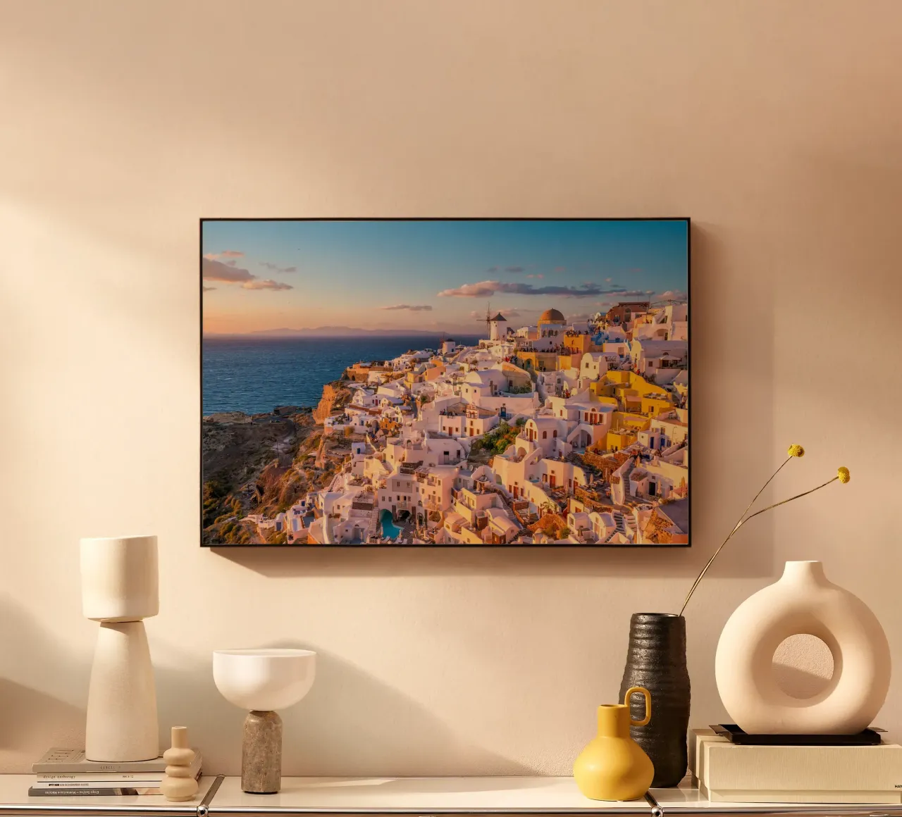Ora d'oro sui mulini a vento di Oia, Oia, Grecia alluminio dibond da Wanderlust Vibes