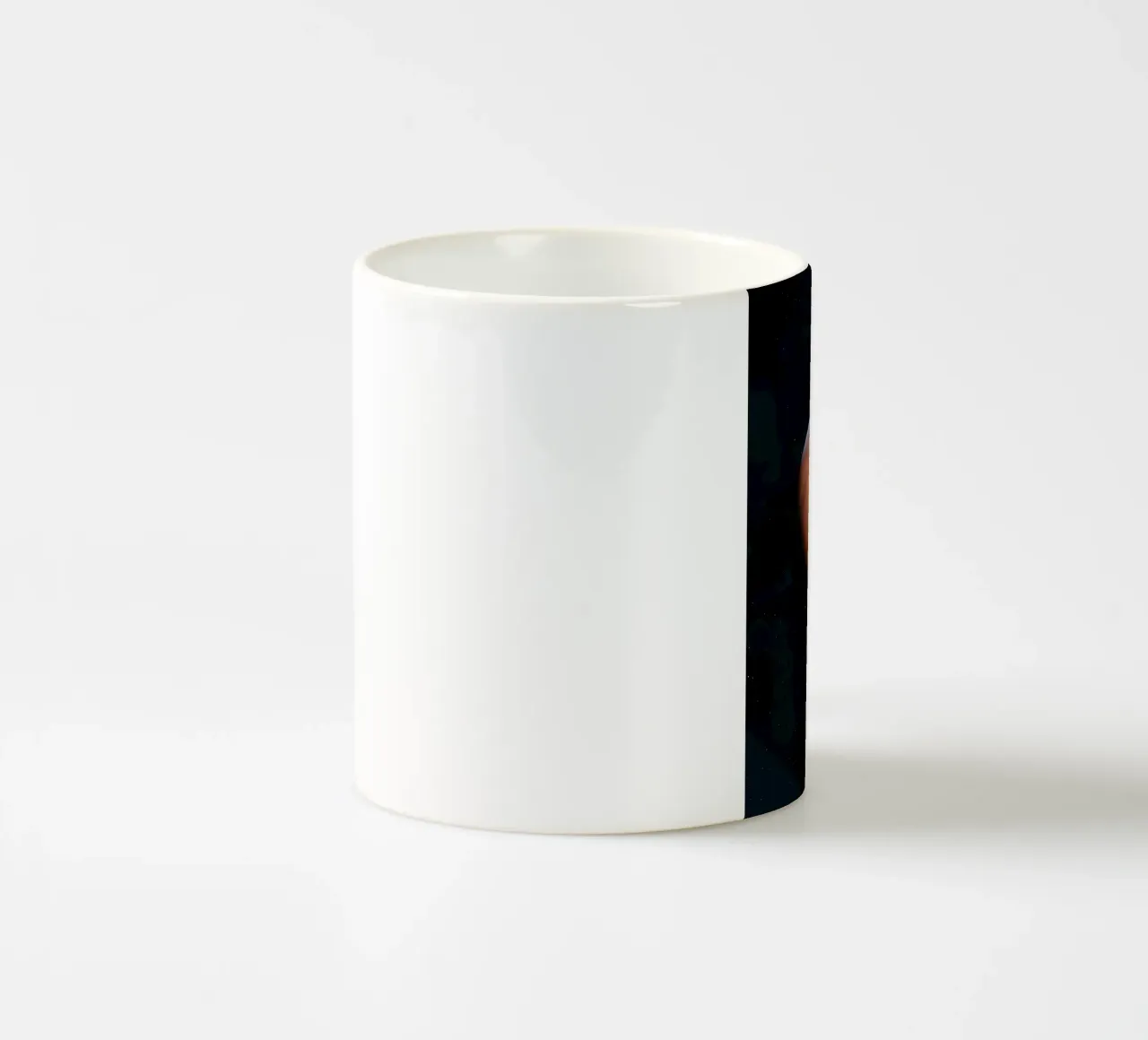Marte tazza in ceramica da Jenny Campos