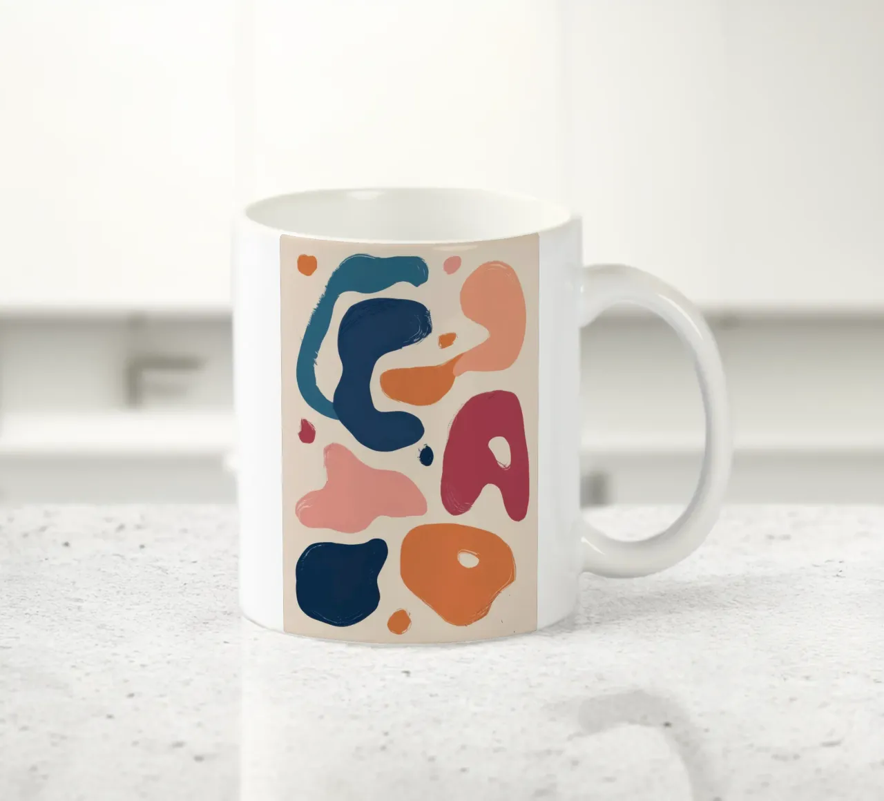 Composizione di forme giocose tazza in ceramica da Kala Martir