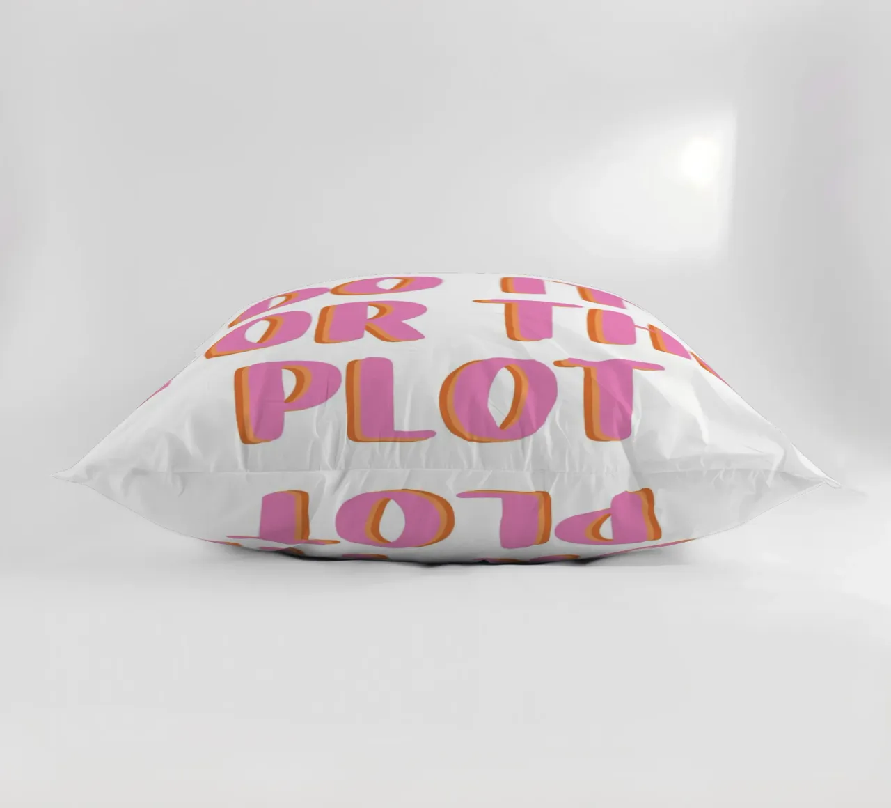 Do It For The Plot cuscino da Attaboy Dsgn