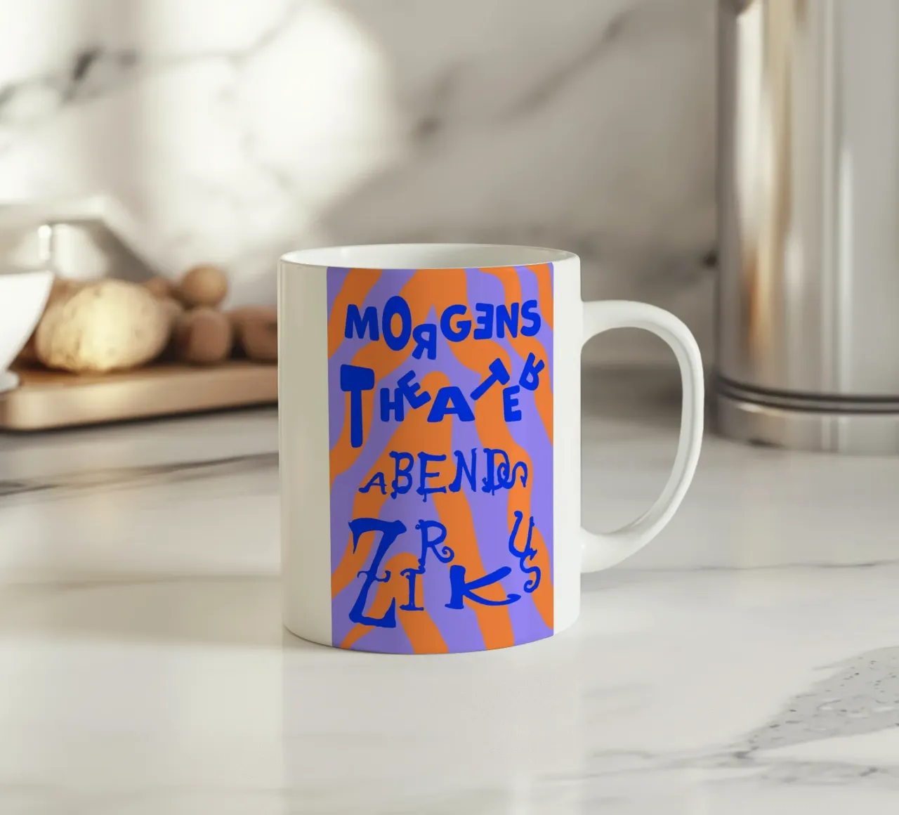 morgens Theater abends Zirkus (in 7 Farbvarianten) tazza in ceramica da FRICKE DESIGN