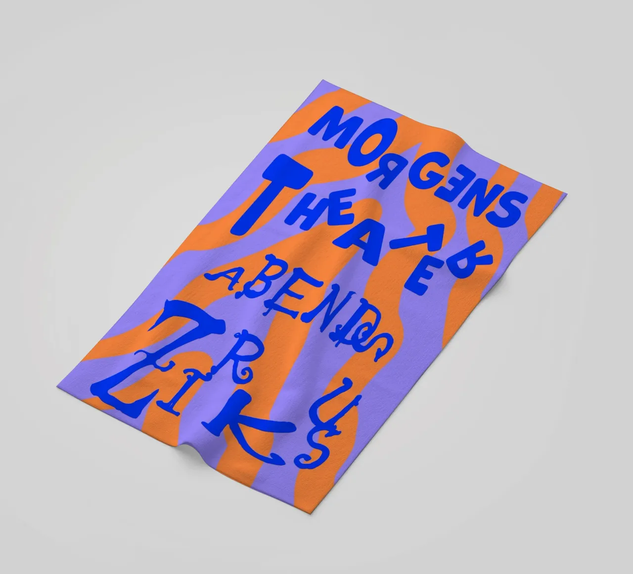 morgens Theater abends Zirkus (in 7 Farbvarianten) telo mare da FRICKE DESIGN