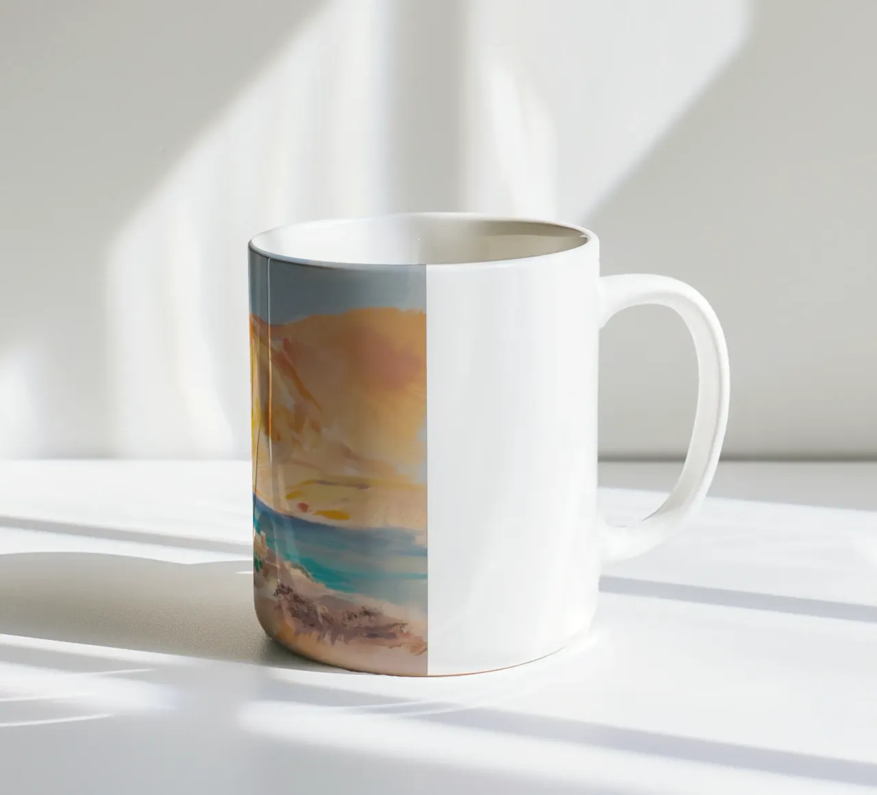 Scogliere costiere illuminate dal sole tazza in ceramica da Angkasa Mist