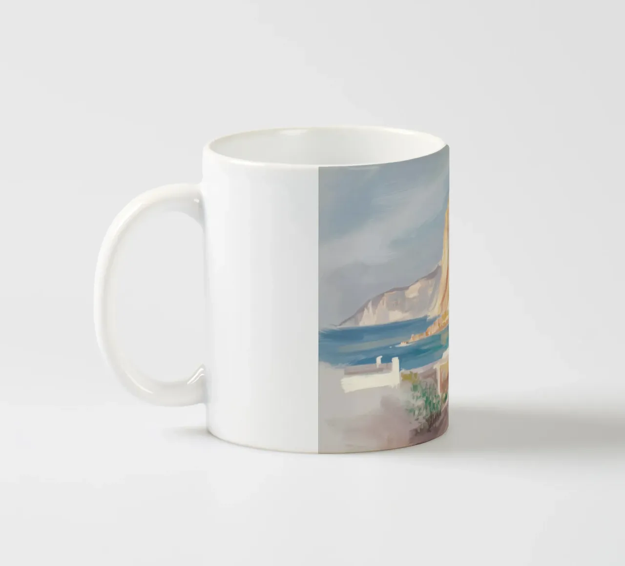 Scogliere costiere illuminate dal sole tazza in ceramica da Angkasa Mist