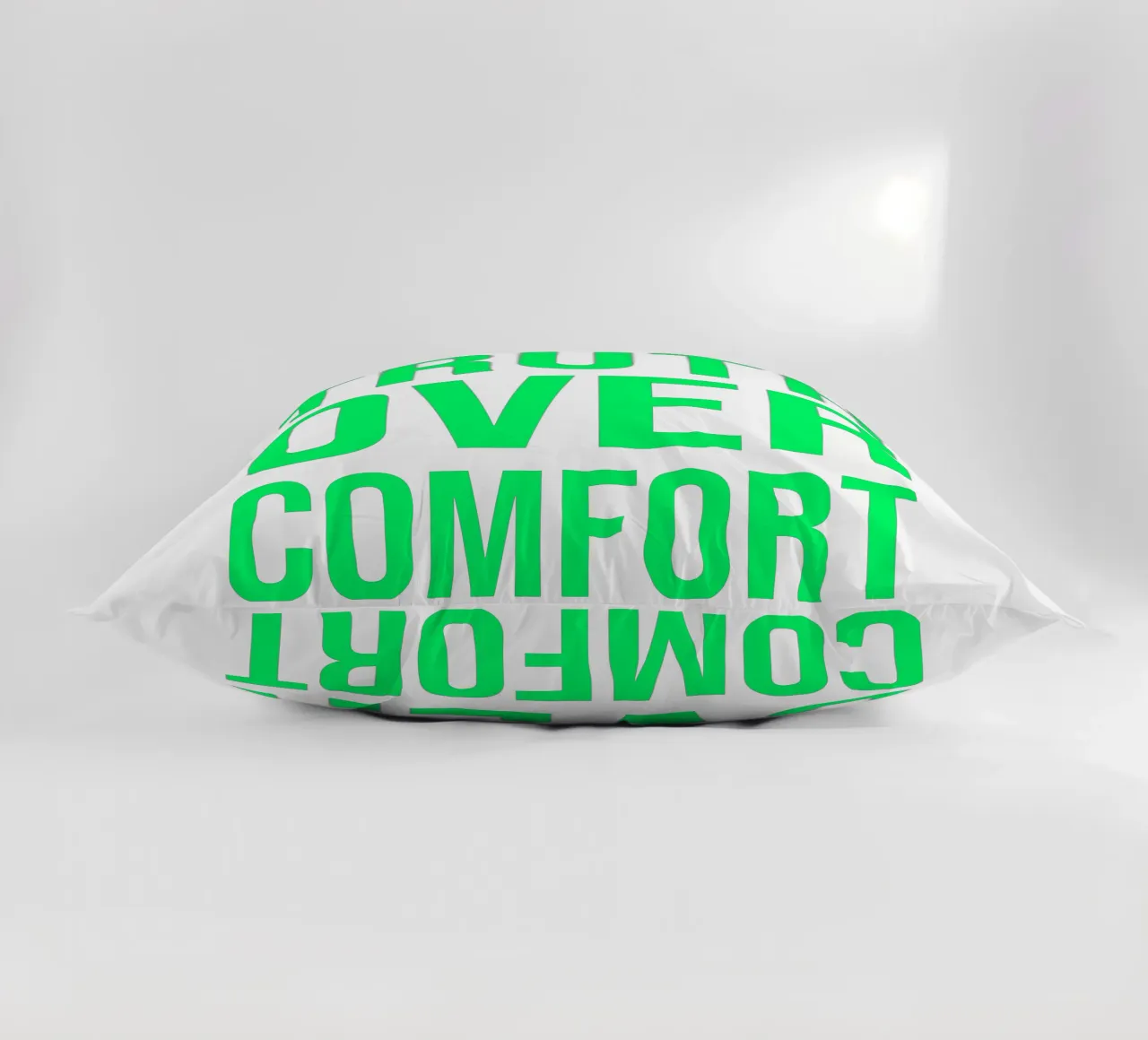 OVER series- bold letters, brave values (5 colors) cuscino da FRICKE DESIGN