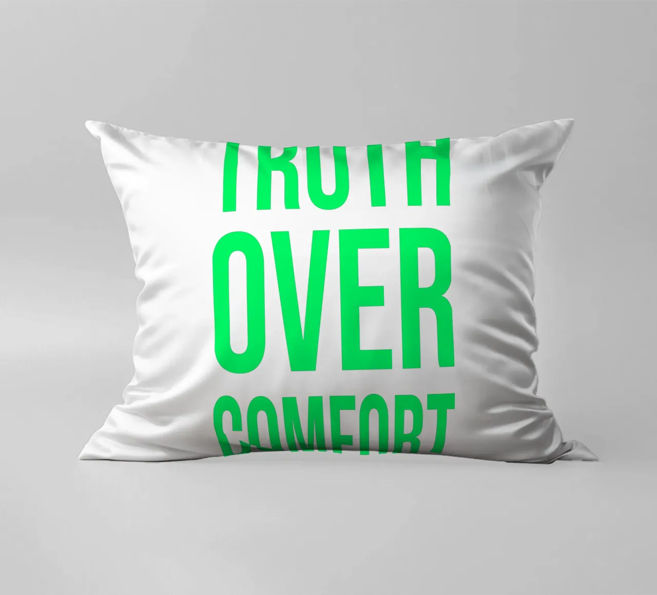 OVER series- bold letters, brave values (5 colors) cuscino da FRICKE DESIGN