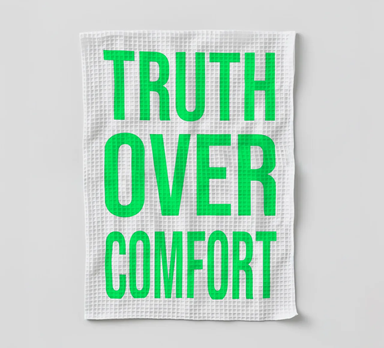OVER series- bold letters, brave values (5 colors) canovaccio da cucina da FRICKE DESIGN