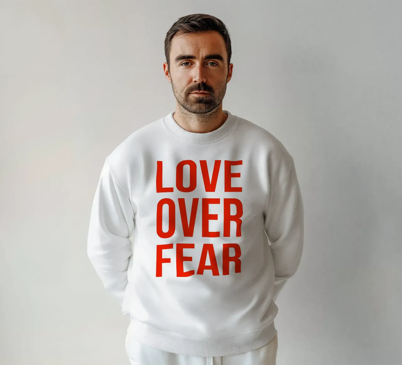 OVER series- bold letters, brave values (5 colors) sudadera de FRICKE DESIGN