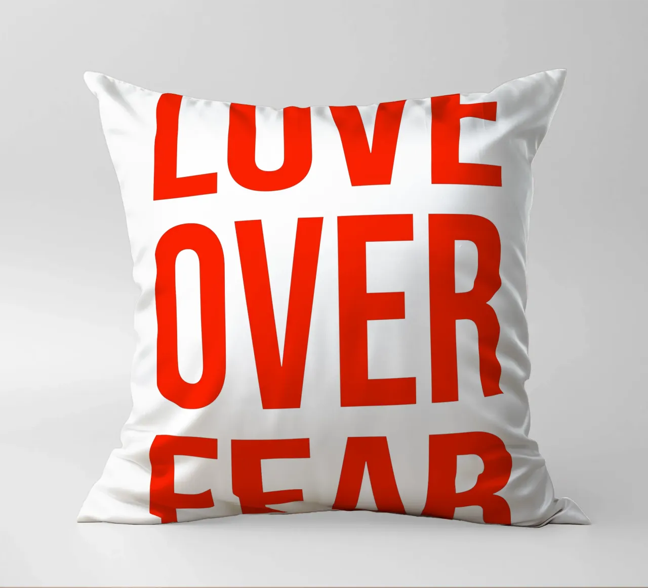 OVER series- bold letters, brave values (5 colors) cuscino da FRICKE DESIGN
