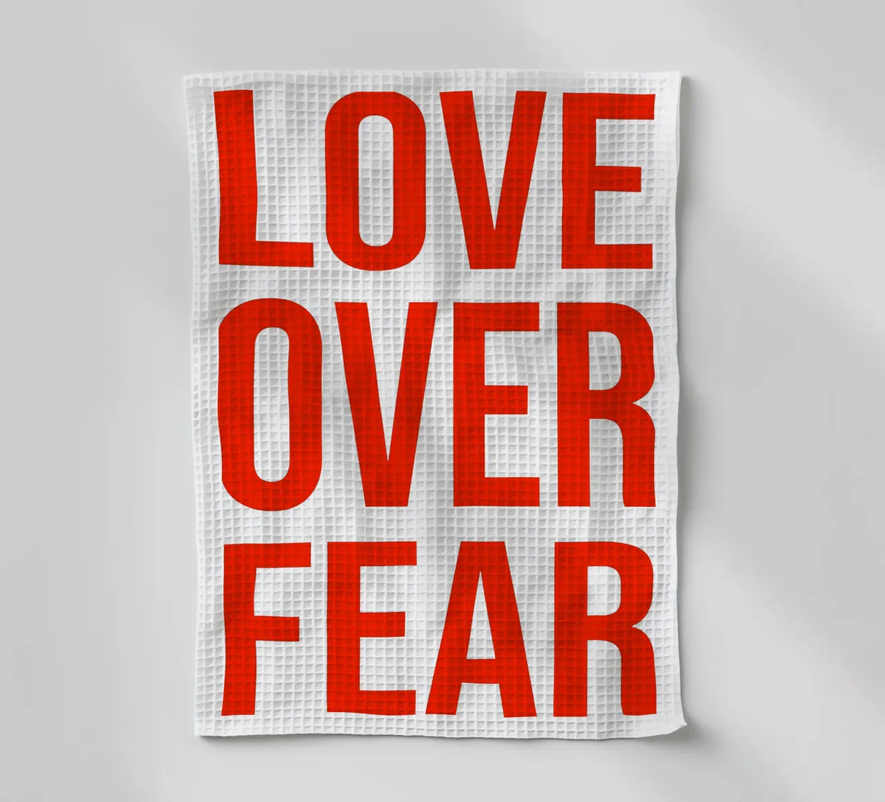 OVER series- bold letters, brave values (5 colors) canovaccio da cucina da FRICKE DESIGN