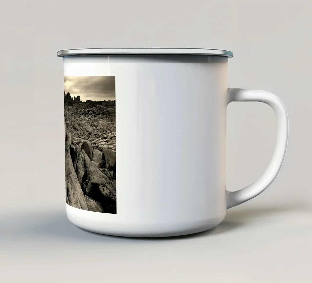 BW91. tazza in smalto da Thierry vobmann photography