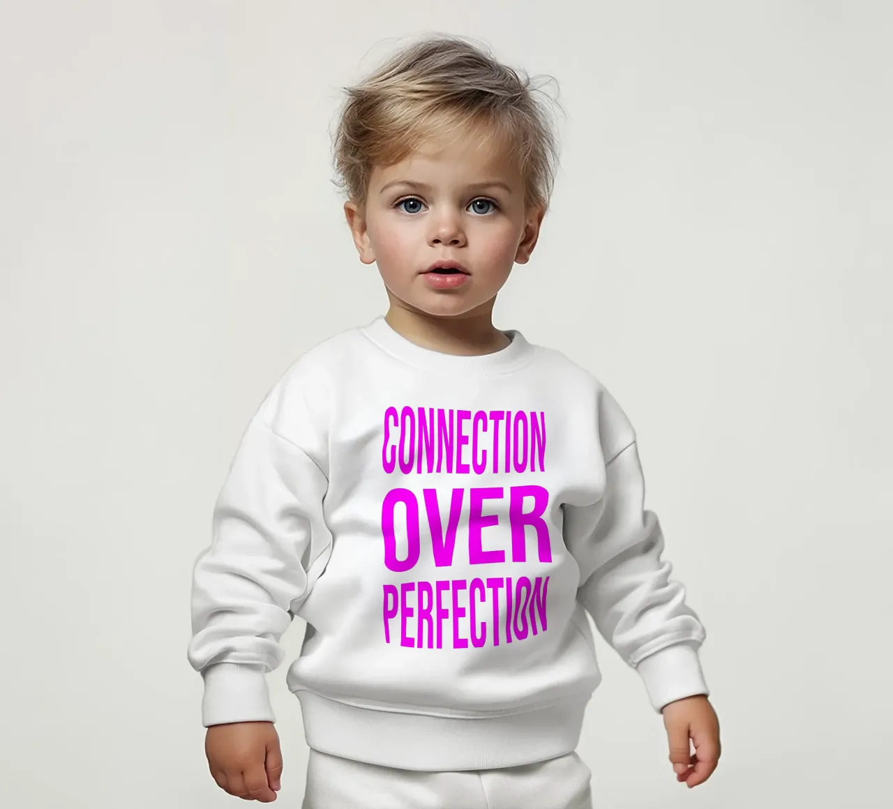 OVER series- bold letters, brave values (5 colors) felpa neonato da FRICKE DESIGN