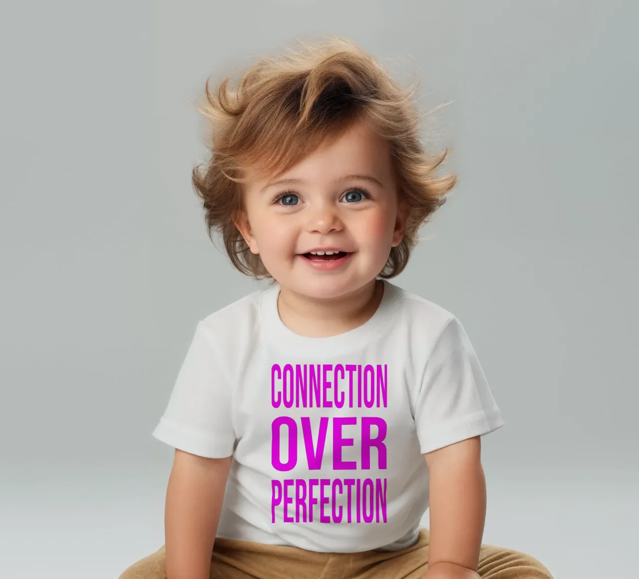 OVER series- bold letters, brave values (5 colors) maglietta neonato da FRICKE DESIGN