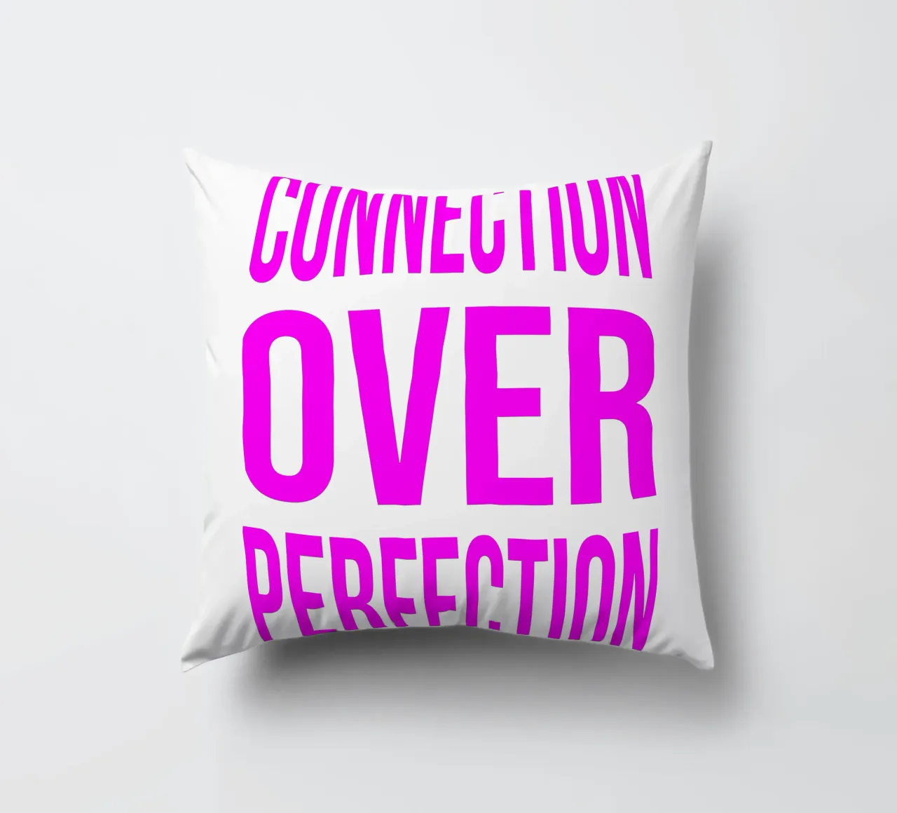 OVER series- bold letters, brave values (5 colors) cuscino da FRICKE DESIGN