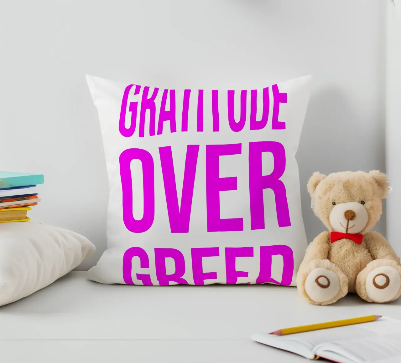 OVER series- bold letters, brave values (5 colors) cuscino da FRICKE DESIGN
