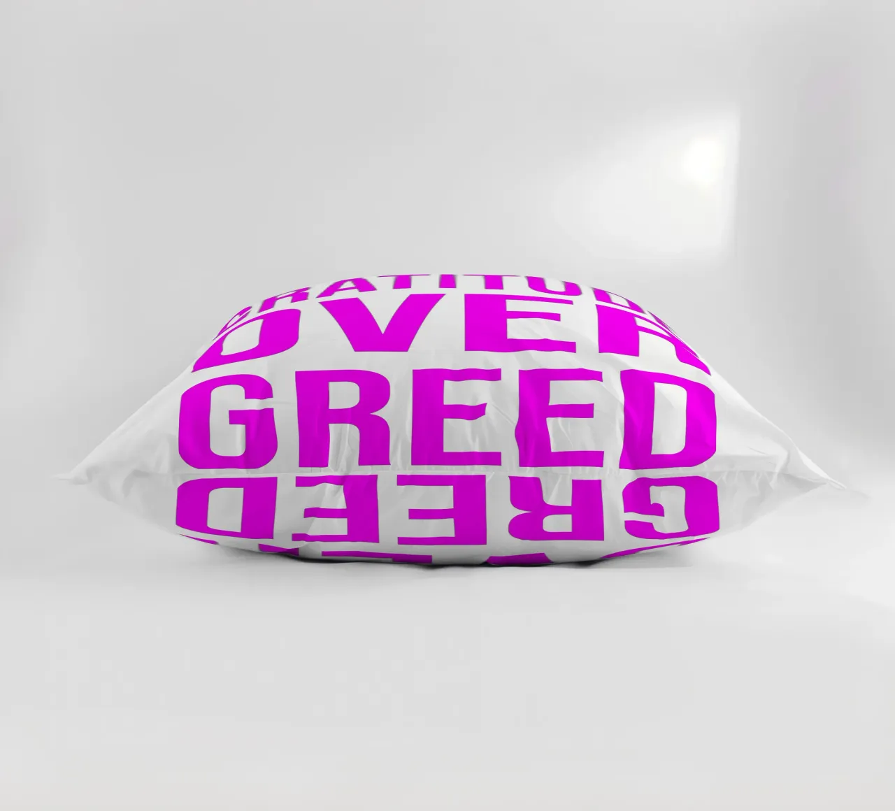 OVER series- bold letters, brave values (5 colors) cuscino da FRICKE DESIGN
