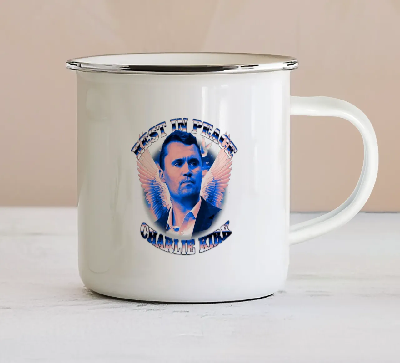 Riposa in pace 1993 - 2025 Charlie kirk tazza in smalto da grass.studio_