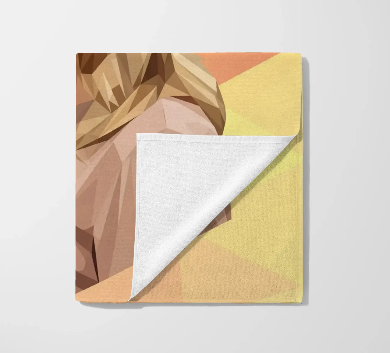 Taylor Swift con cappello rosso Low poly telo mare da Low Profile