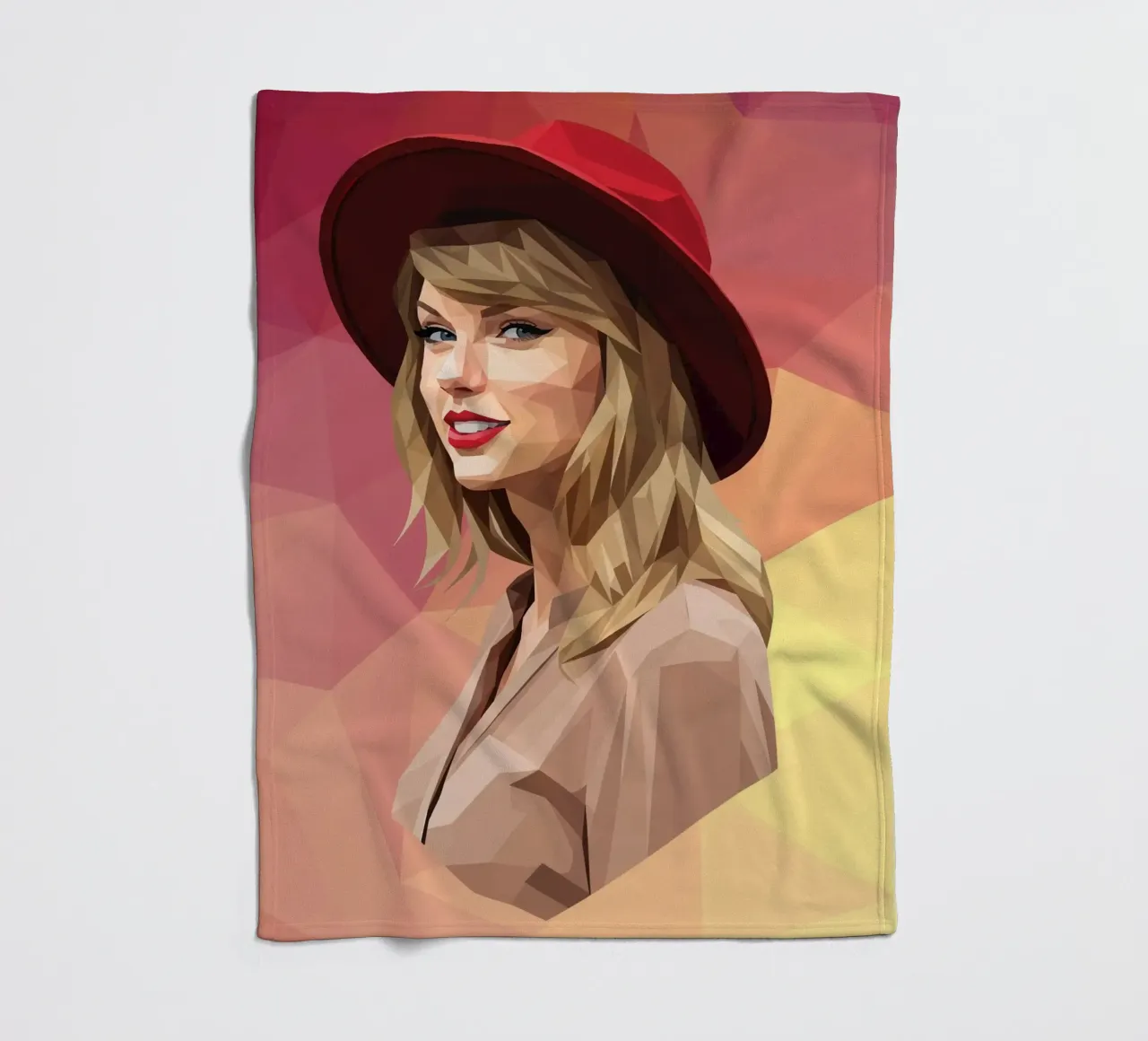 Taylor Swift mit rotem Hut Low Poly Fleecedecke von Low Profile