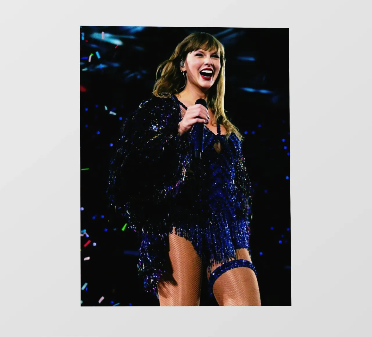 Taylor Swift pellicola backlit da Torres 9