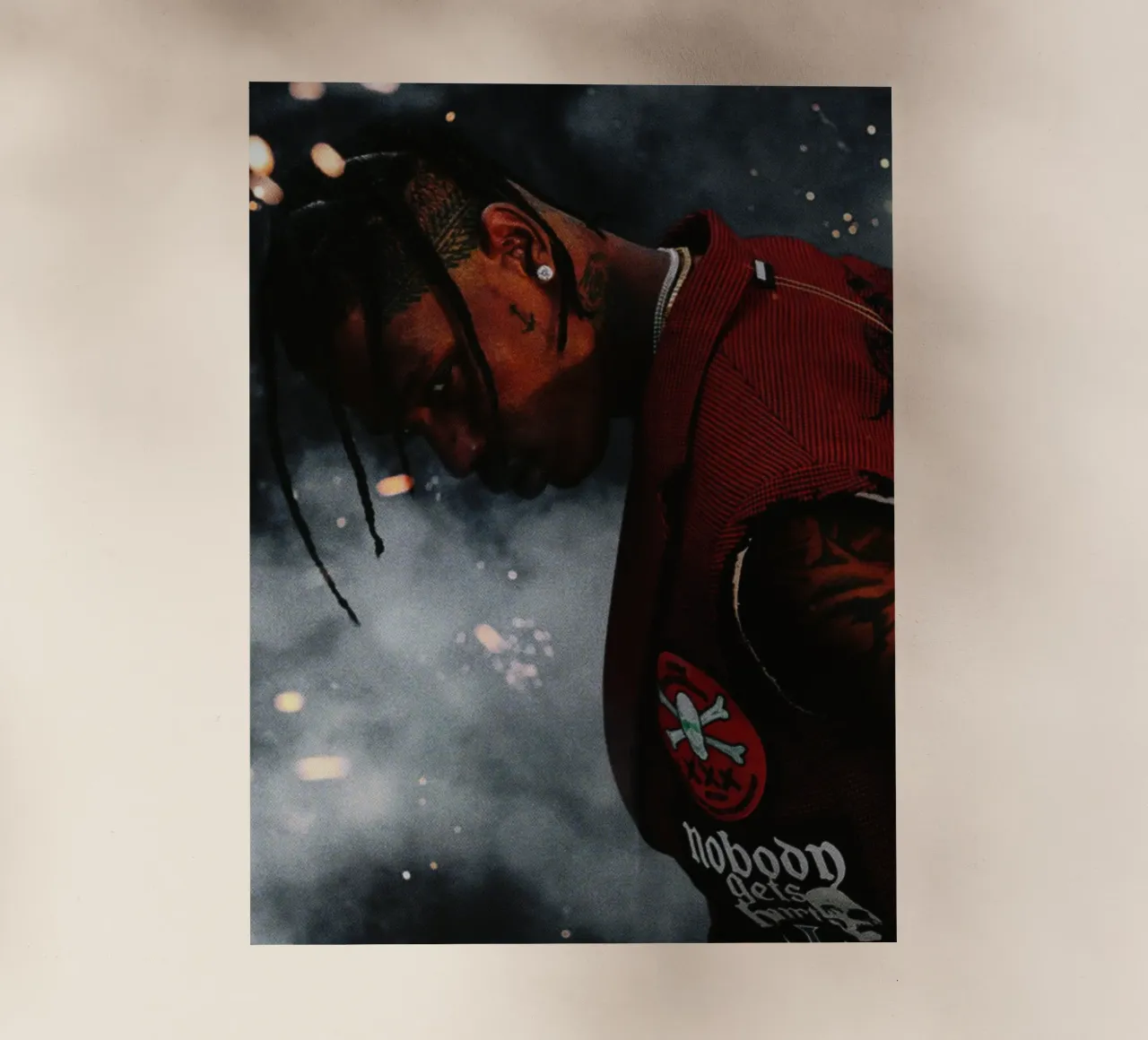 Travis Scott pellicola backlit da Torres 9