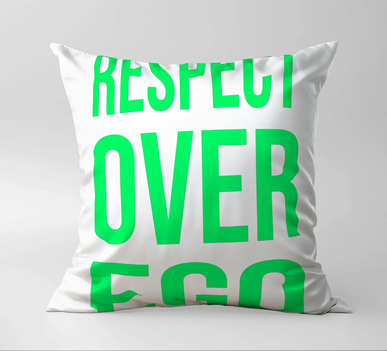 OVER series- bold letters, brave values (5 colors) cuscino da FRICKE DESIGN