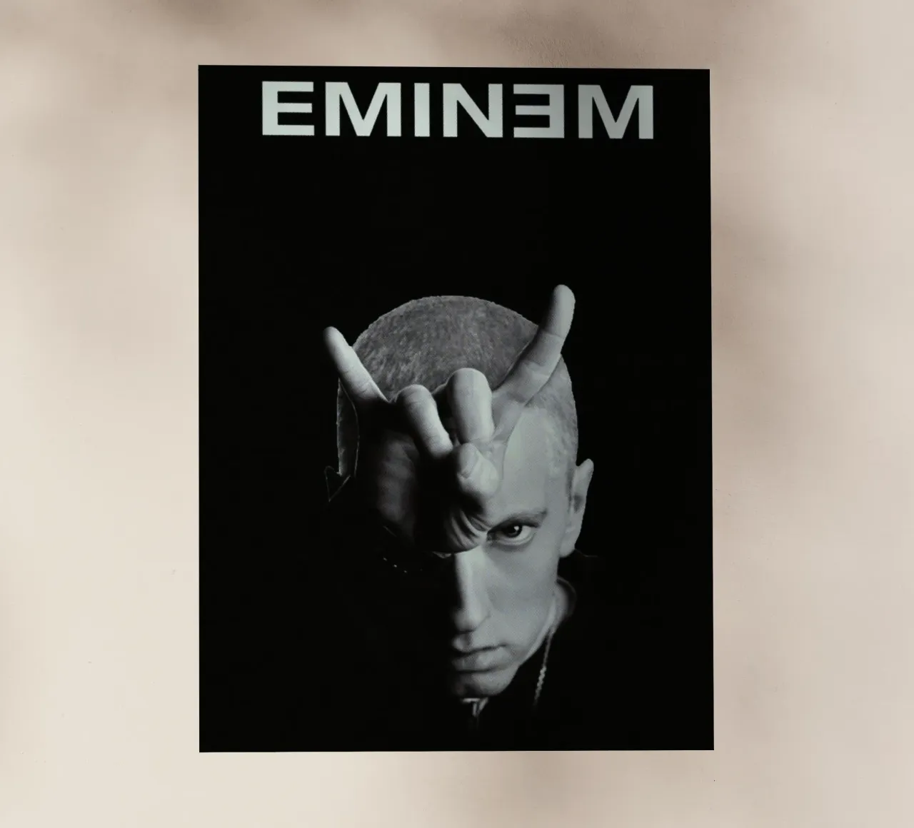 Eminem pellicola backlit da Torres 9