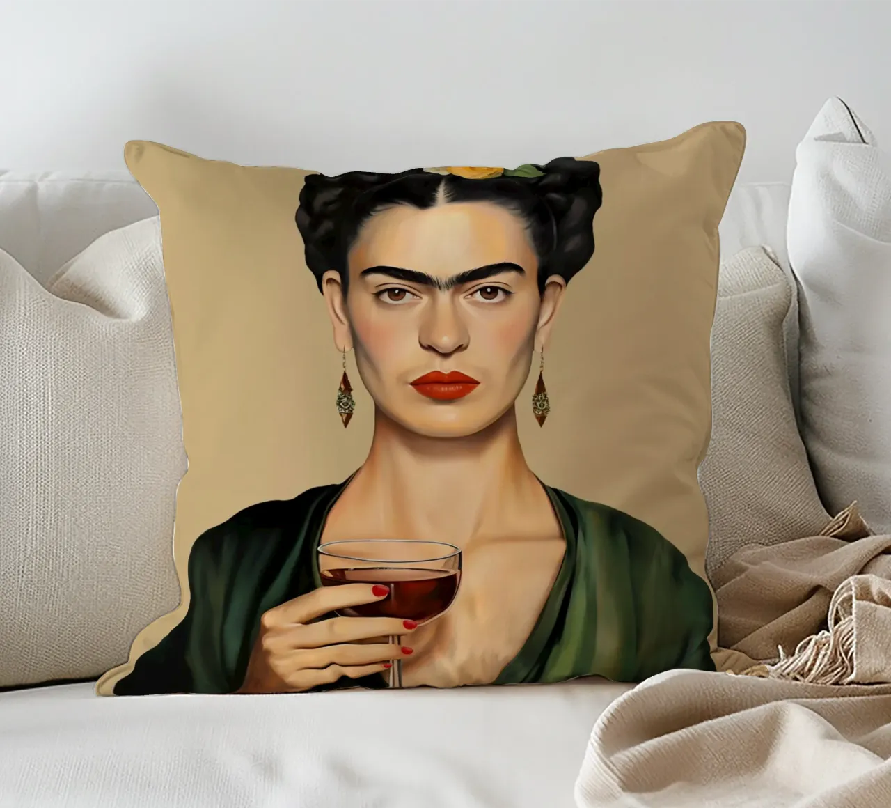 Frida con bicchiere di vino cuscino da Carinaprint
