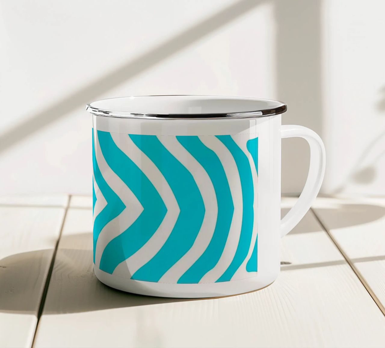 TLP004 tazza in smalto da The Lovely Patterns