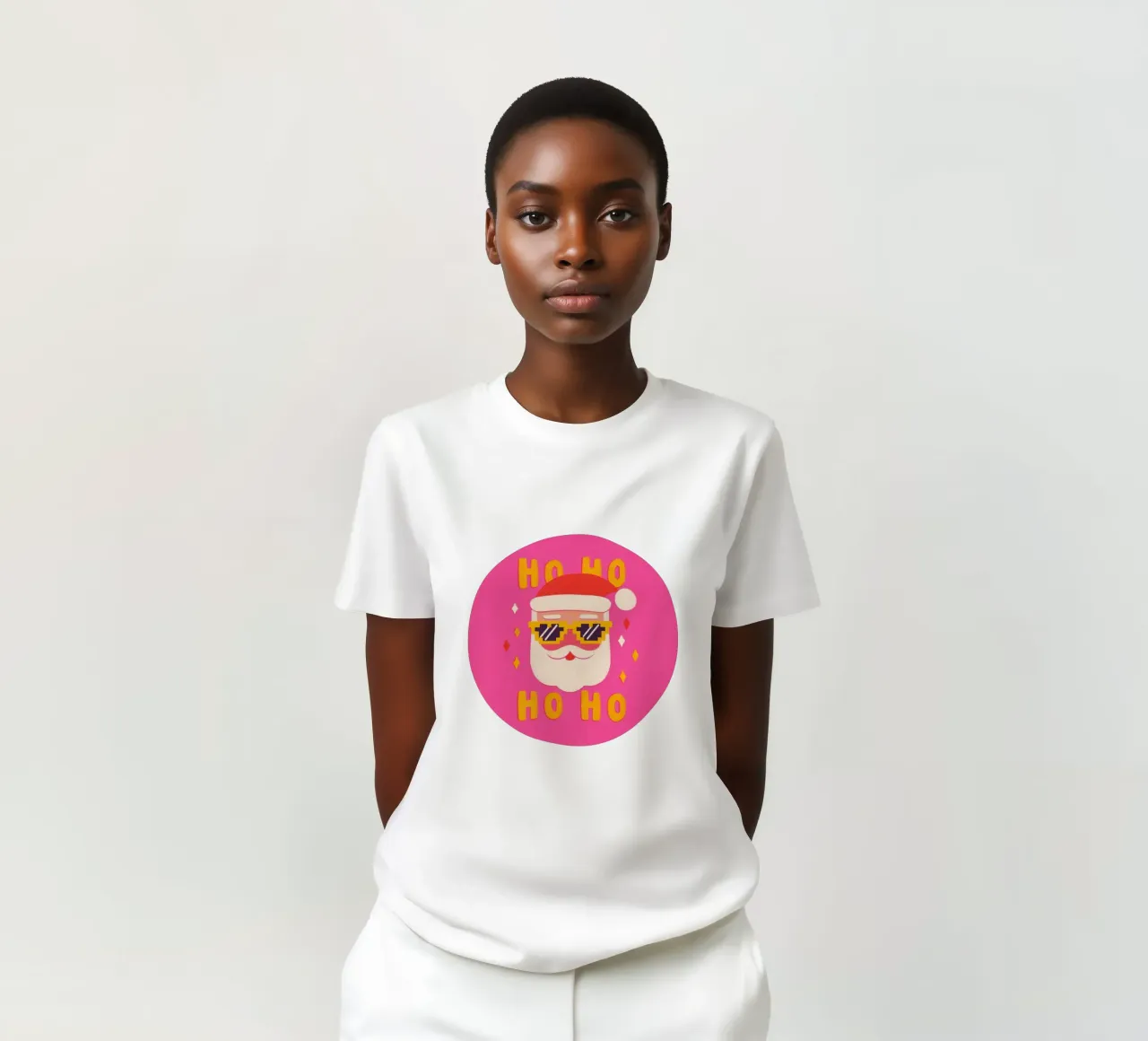Babbo Natale in stile pixel rosa t-shirt da Carinaprint