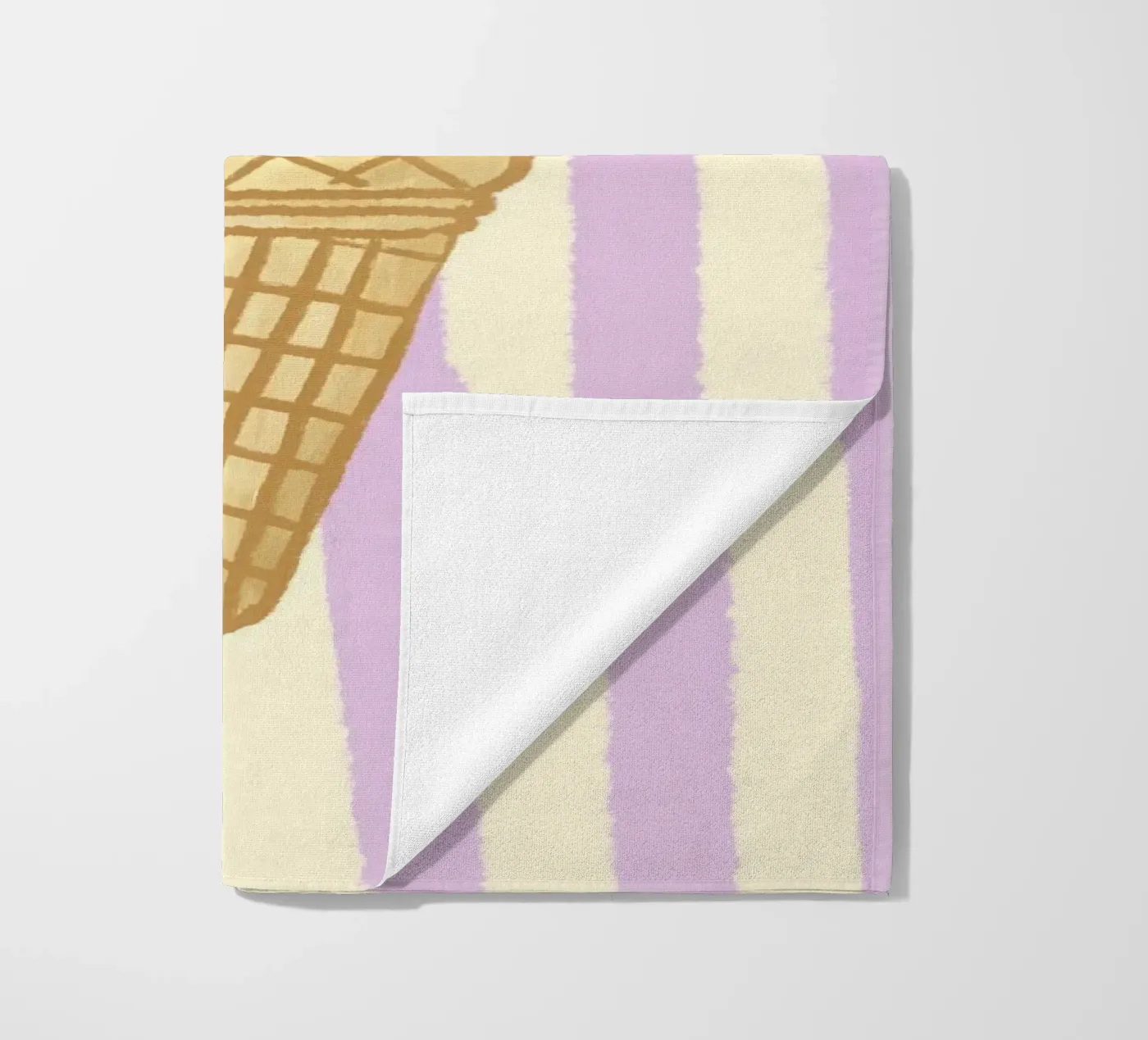 Softeis Strandtuch von Studio Dolci