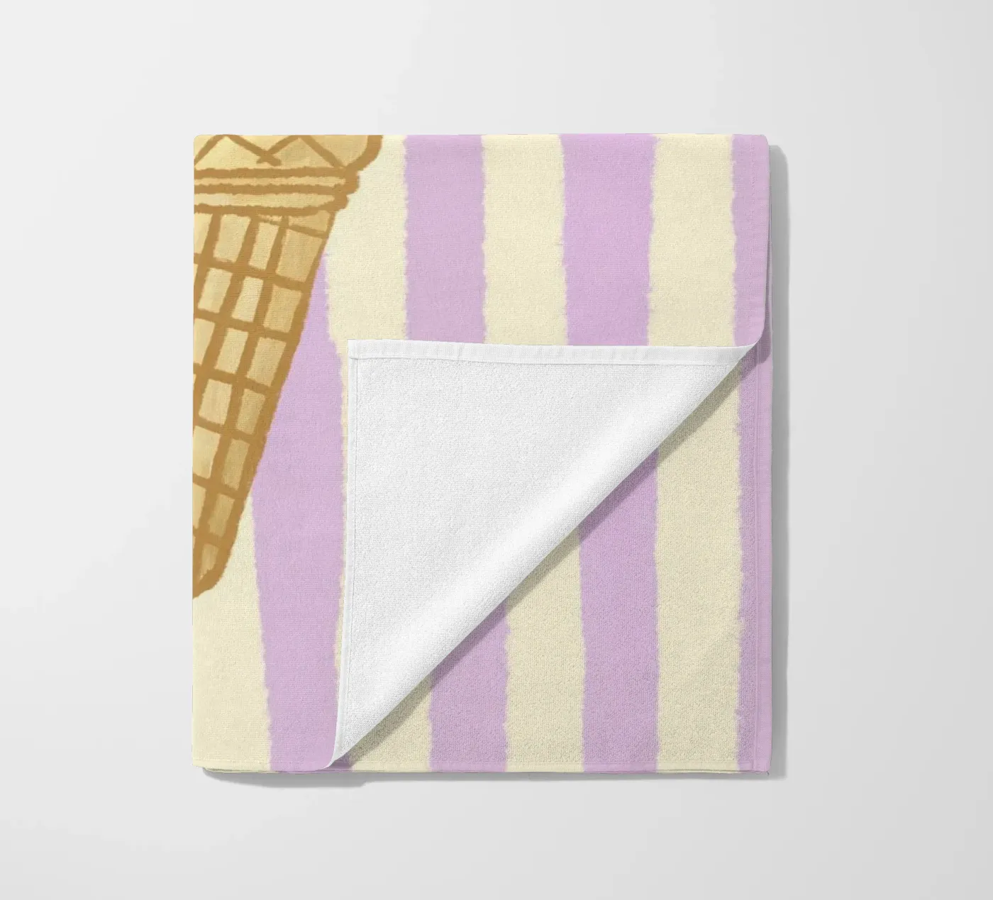 Softeis Strandtuch von Studio Dolci