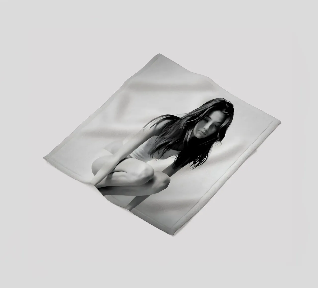 Kate Moss monocromatica coperta in pile da vintage
